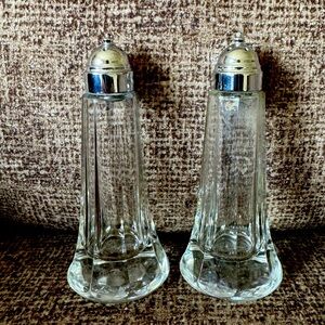 Vintage Crisa salt and pepper shaker set clear glass Monterey, Mexico 4.5”
